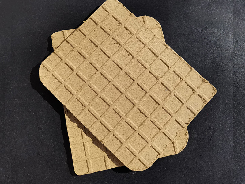 全椒县方块形艾绒饼11*14*0.5CM