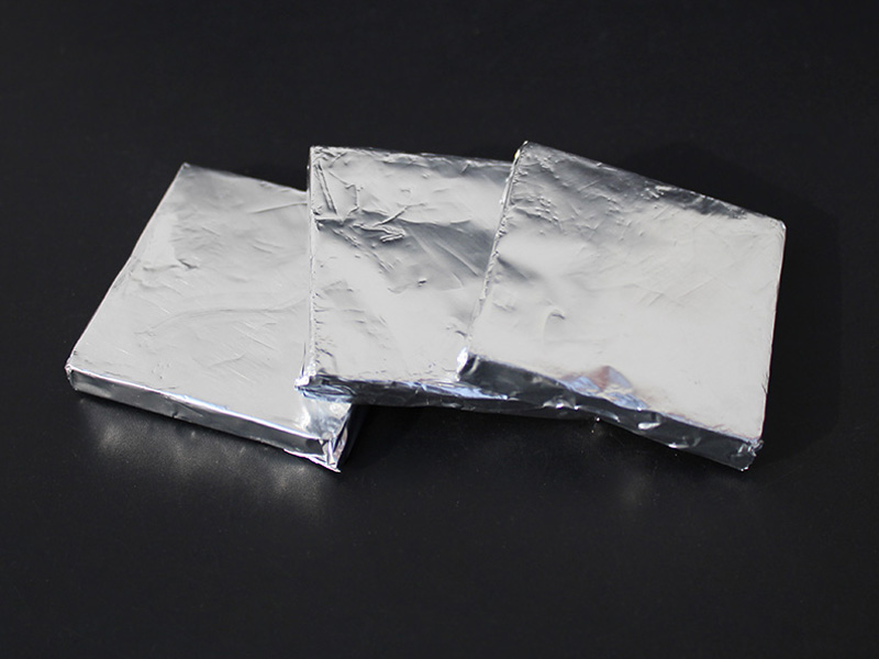 全椒县方形缺口包纸艾绒饼4.5*4.5CM